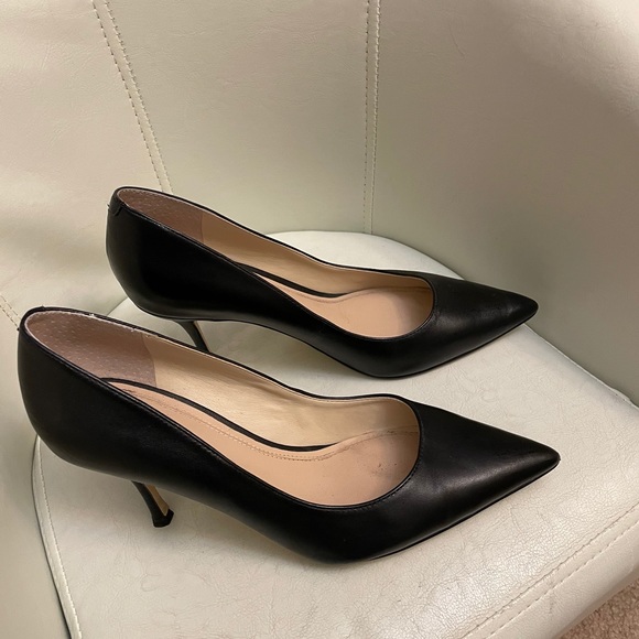 Marc Fisher pumps - Picture 3 of 8